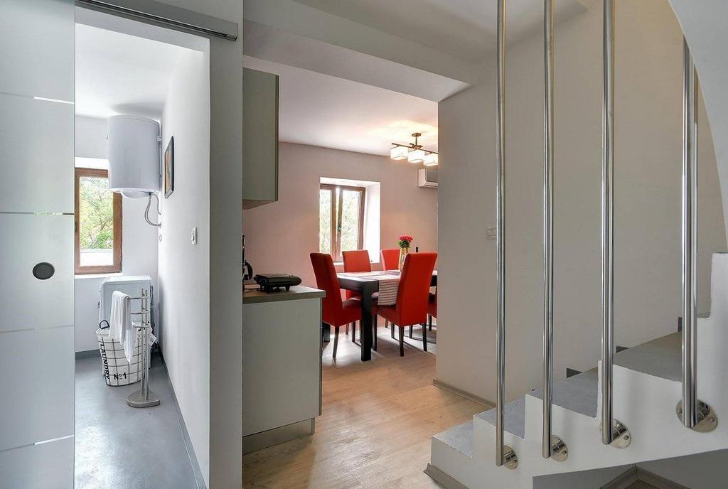 Villa Br Ližnjan Buitenkant foto